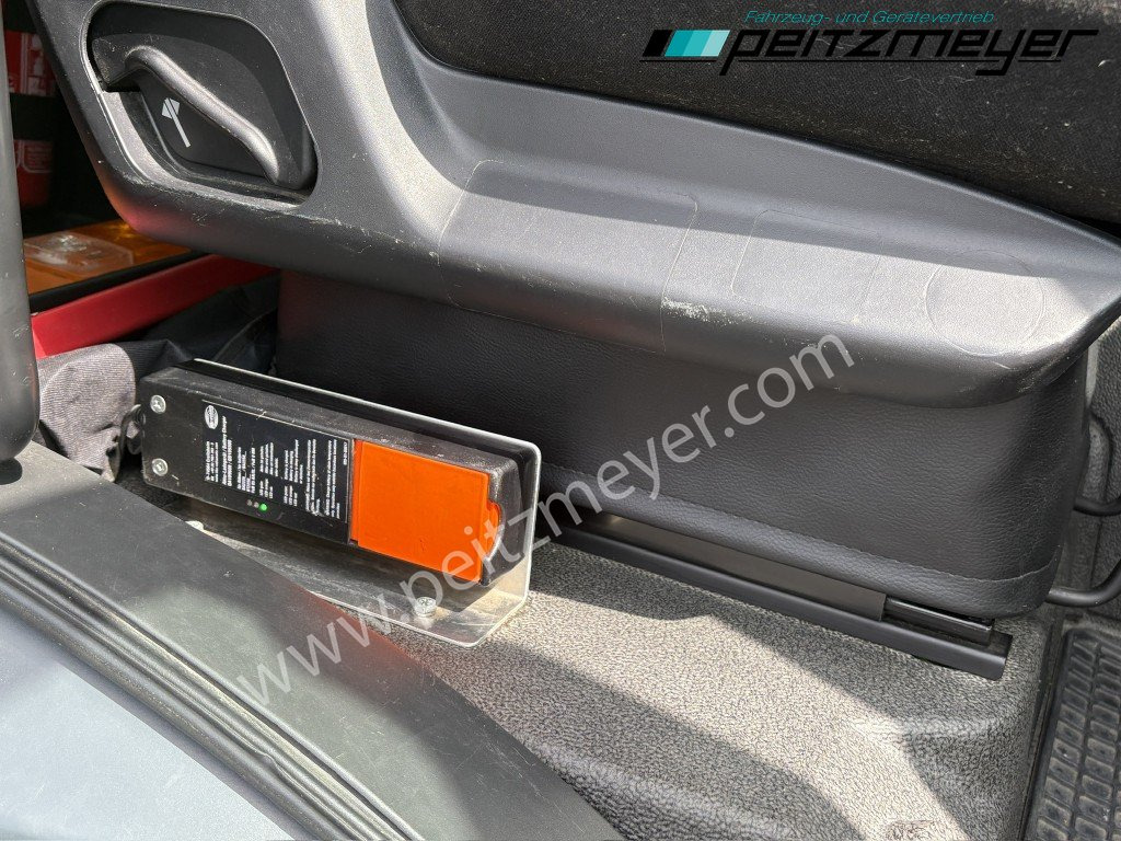 Damperli kamyon MAN TGS 26.460 FL 6x2 Kipper+Kran+Funk Lenkachse, 2-Seitenkipper, Atlas 172.3: fotoğraf 21