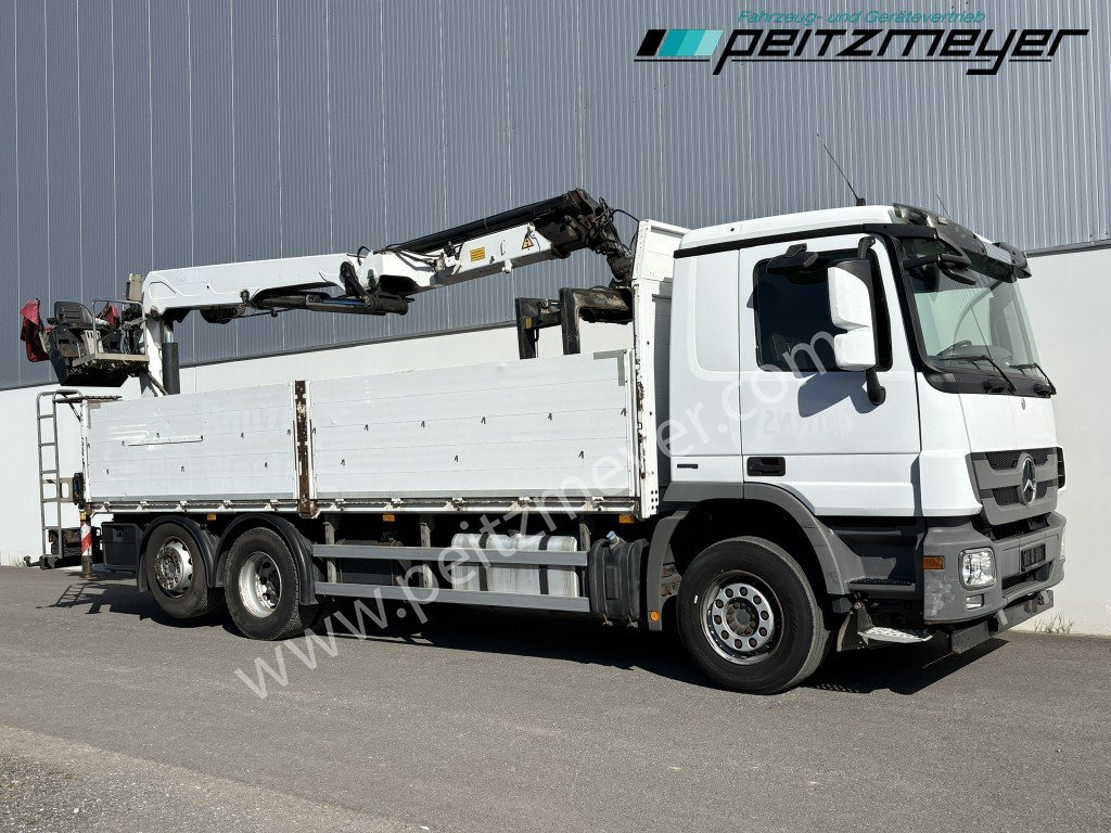 MERCEDES-BENZ Actros 2536 LL Pritsche HMF Heckkran m. Zange Baustoff - Sal/ Açık kasa kamyon, Vinçli kamyon: fotoğraf 2 MERCEDES-BENZ Actros 2536 LL Pritsche HMF Heckkran m. Zange Baustoff - Sal/ Açık kasa kamyon, Vinçli kamyon: fotoğraf 2