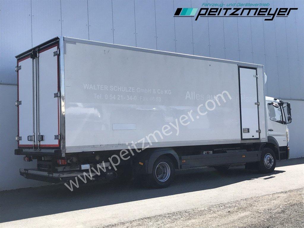 MERCEDES-BENZ Atego 1530 L Tiefkühlkoffer m. LBW, Thermoking T 1200 faltb. LBW 1,5 t., Seitentür, Trennwand - Refrijeratör kamyon: fotoğraf 3 MERCEDES-BENZ Atego 1530 L Tiefkühlkoffer m. LBW, Thermoking T 1200 faltb. LBW 1,5 t., Seitentür, Trennwand - Refrijeratör kamyon: fotoğraf 3
