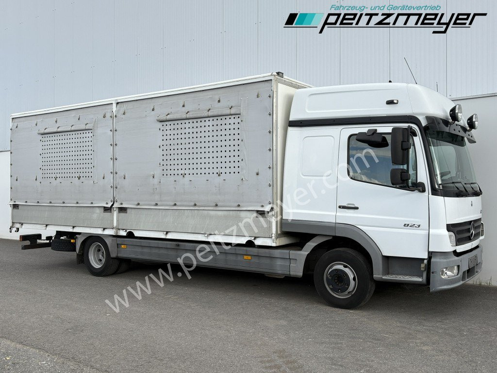 MERCEDES-BENZ Atego 823 L Geflügelpritsche L - Fahrerhaus, Klima, 2 x AHK - Kapalı kasa kamyon: fotoğraf 4 MERCEDES-BENZ Atego 823 L Geflügelpritsche L - Fahrerhaus, Klima, 2 x AHK - Kapalı kasa kamyon: fotoğraf 4