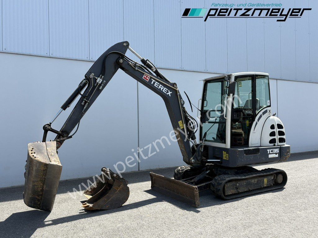 TEREX MINIBAGGER TC 35 mit hydr. Schwenklöffel 1.300 mm - Mini ekskavatör: fotoğraf 1 TEREX MINIBAGGER TC 35 mit hydr. Schwenklöffel 1.300 mm - Mini ekskavatör: fotoğraf 1