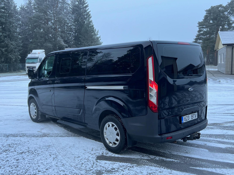 Ford Tourneo Custom 2.0 96kW - Binek araba: fotoğraf 4 Ford Tourneo Custom 2.0 96kW - Binek araba: fotoğraf 4