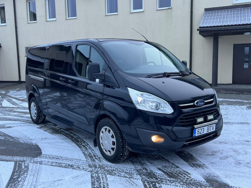 Ford Tourneo Custom 2.0 96kW - Binek araba: fotoğraf 2 Ford Tourneo Custom 2.0 96kW - Binek araba: fotoğraf 2