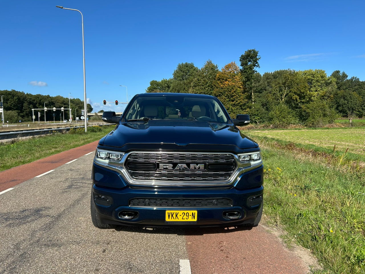 Dodge Ram Pick Up 1500 5.7 V8 4x4 Creb Cab Limeted Hemi Etorque - Pikap: fotoğraf 2 Dodge Ram Pick Up 1500 5.7 V8 4x4 Creb Cab Limeted Hemi Etorque - Pikap: fotoğraf 2