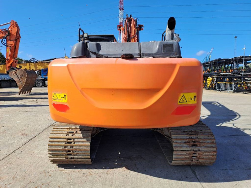 Hitachi ZX210LC-6 - Paletli ekskavatör: fotoğraf 3 Hitachi ZX210LC-6 - Paletli ekskavatör: fotoğraf 3
