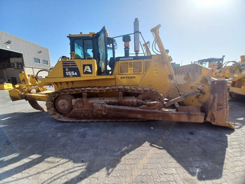 Komatsu D155A-6R (4 pieces available in Abu Dhabi) - Buldozer: fotoğraf 2 Komatsu D155A-6R (4 pieces available in Abu Dhabi) - Buldozer: fotoğraf 2