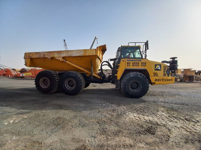 Komatsu HM400-3R (4pcs available in Abu Dhabi) - Belden kırma kaya kamyonu: fotoğraf 3 Komatsu HM400-3R (4pcs available in Abu Dhabi) - Belden kırma kaya kamyonu: fotoğraf 3