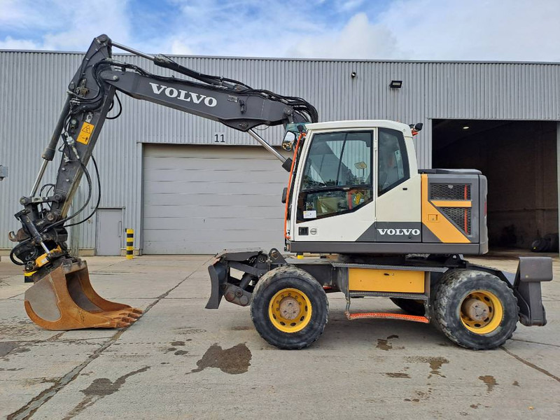 Volvo EWR150E + Engcon Rototilt - Tekerlekli ekskavatör: fotoğraf 1 Volvo EWR150E + Engcon Rototilt - Tekerlekli ekskavatör: fotoğraf 1