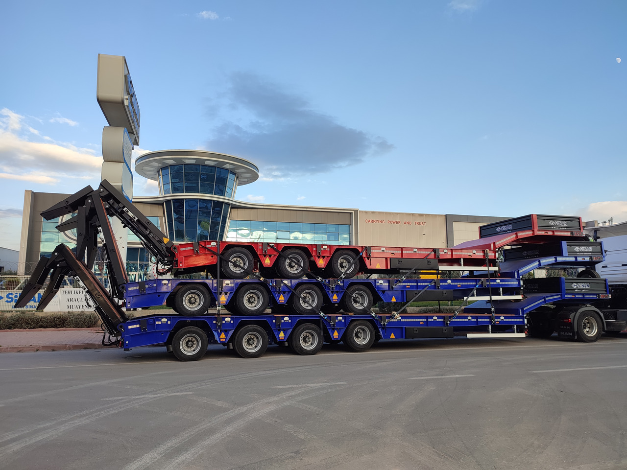 SINAN TANKER TRAILER Lowbed 4 axle - Alçak çerçeveli platform dorse: fotoğraf 1 SINAN TANKER TRAILER Lowbed 4 axle - Alçak çerçeveli platform dorse: fotoğraf 1