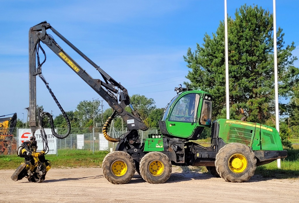 JOHN DEERE 1070 E - Harvester: fotoğraf 2 JOHN DEERE 1070 E - Harvester: fotoğraf 2