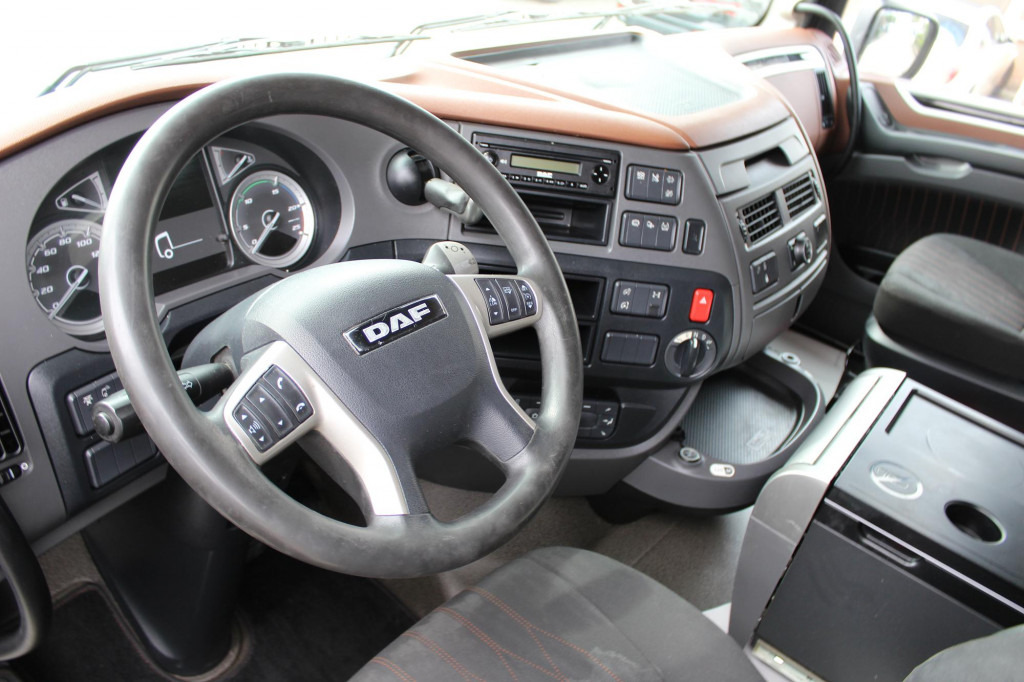 Daf XF 480 SC Retarder Standklima Kühlbox 2 Tanks - Çekici: fotoğraf 4 Daf XF 480 SC Retarder Standklima Kühlbox 2 Tanks - Çekici: fotoğraf 4