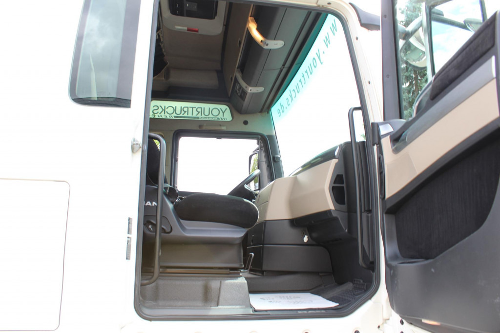 MAN TGX 18.460 E6 XXL Retarder Kühlbox Navi - Çekici: fotoğraf 2 MAN TGX 18.460 E6 XXL Retarder Kühlbox Navi - Çekici: fotoğraf 2