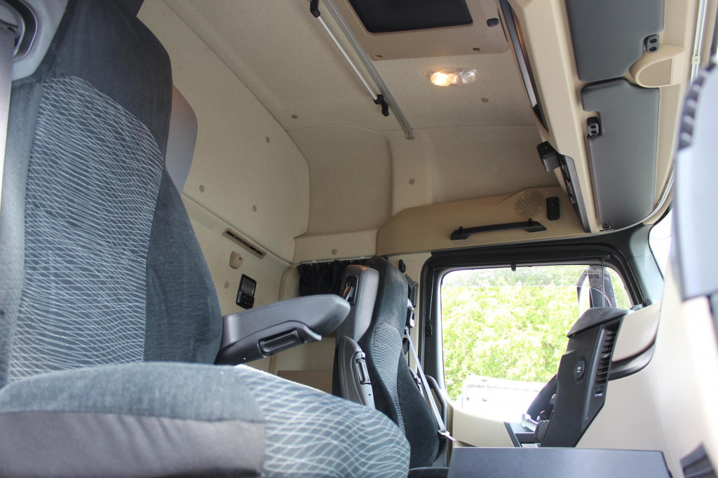 Mercedes-Benz Actros 1845 Retarder Xenon ACC Vollspoiler - Çekici: fotoğraf 2 Mercedes-Benz Actros 1845 Retarder Xenon ACC Vollspoiler - Çekici: fotoğraf 2