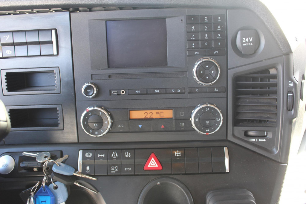 Mercedes-Benz Actros 1848 E6 Retarder ACC Kühlbox Hydraulik - Çekici: fotoğraf 4 Mercedes-Benz Actros 1848 E6 Retarder ACC Kühlbox Hydraulik - Çekici: fotoğraf 4