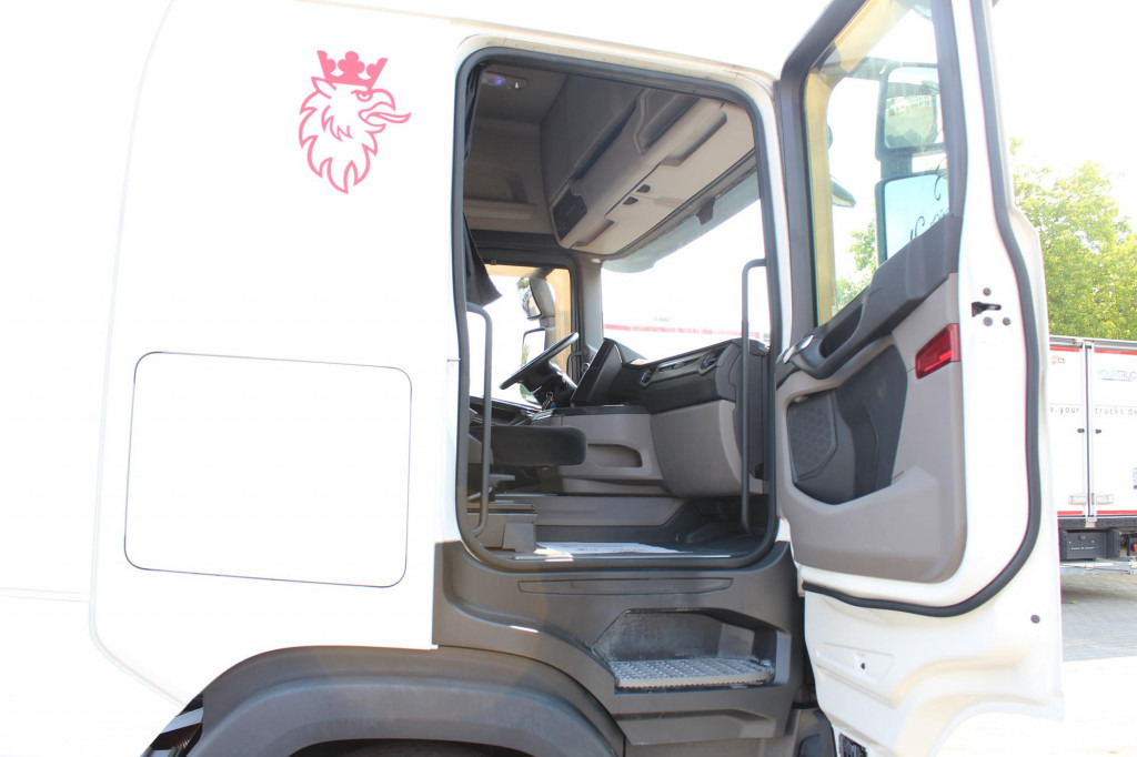 Scania R 500 Retarder LDWS Kühlbox 2 Tanks Navi - Çekici: fotoğraf 2 Scania R 500 Retarder LDWS Kühlbox 2 Tanks Navi - Çekici: fotoğraf 2