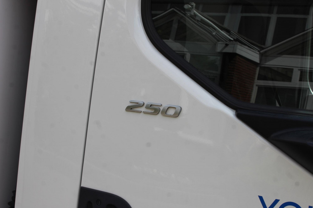 Daf LF 260 E6 Carrier Supra 550 Strom Tür LBW - Refrijeratör kamyon: fotoğraf 5 Daf LF 260 E6 Carrier Supra 550 Strom Tür LBW - Refrijeratör kamyon: fotoğraf 5