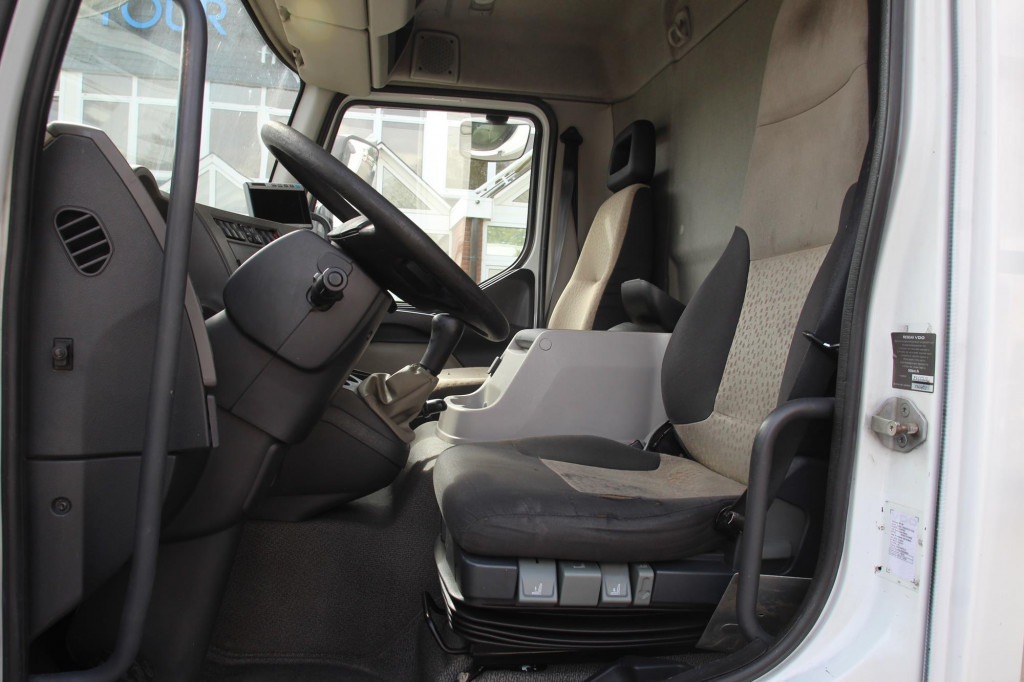 Renault Midlum 220 E5 CS 850 Strom LBW Seiten Tür FRC - Kamyon: fotoğraf 3 Renault Midlum 220 E5 CS 850 Strom LBW Seiten Tür FRC - Kamyon: fotoğraf 3