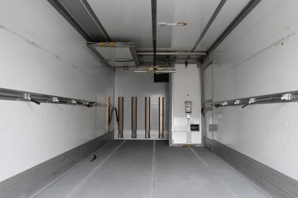 MAN TGM 15.290 E6 Frigoblock Bi-Temp Tür+LBW - Refrijeratör kamyon: fotoğraf 3 MAN TGM 15.290 E6 Frigoblock Bi-Temp Tür+LBW - Refrijeratör kamyon: fotoğraf 3