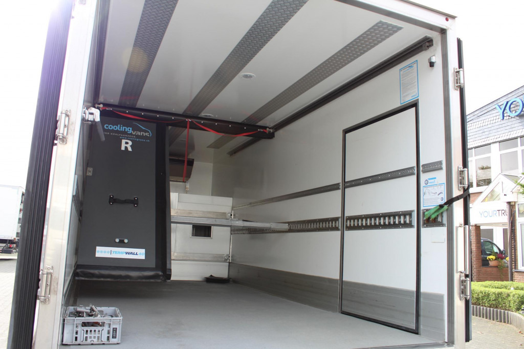 Mercedes-Benz Atego  1024 E6 TK T-1000R Strom Tür+LBW Nur 85Tkm - Refrijeratör kamyon: fotoğraf 2 Mercedes-Benz Atego  1024 E6 TK T-1000R Strom Tür+LBW Nur 85Tkm - Refrijeratör kamyon: fotoğraf 2