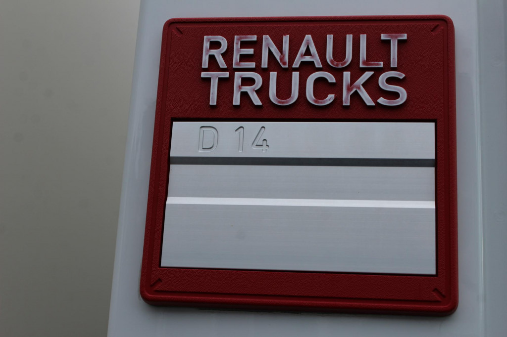 Renault D14 220E6   Laderbordwand   nur 185 Tkm   Klima - Kapalı kasa kamyon: fotoğraf 5 Renault D14 220E6   Laderbordwand   nur 185 Tkm   Klima - Kapalı kasa kamyon: fotoğraf 5