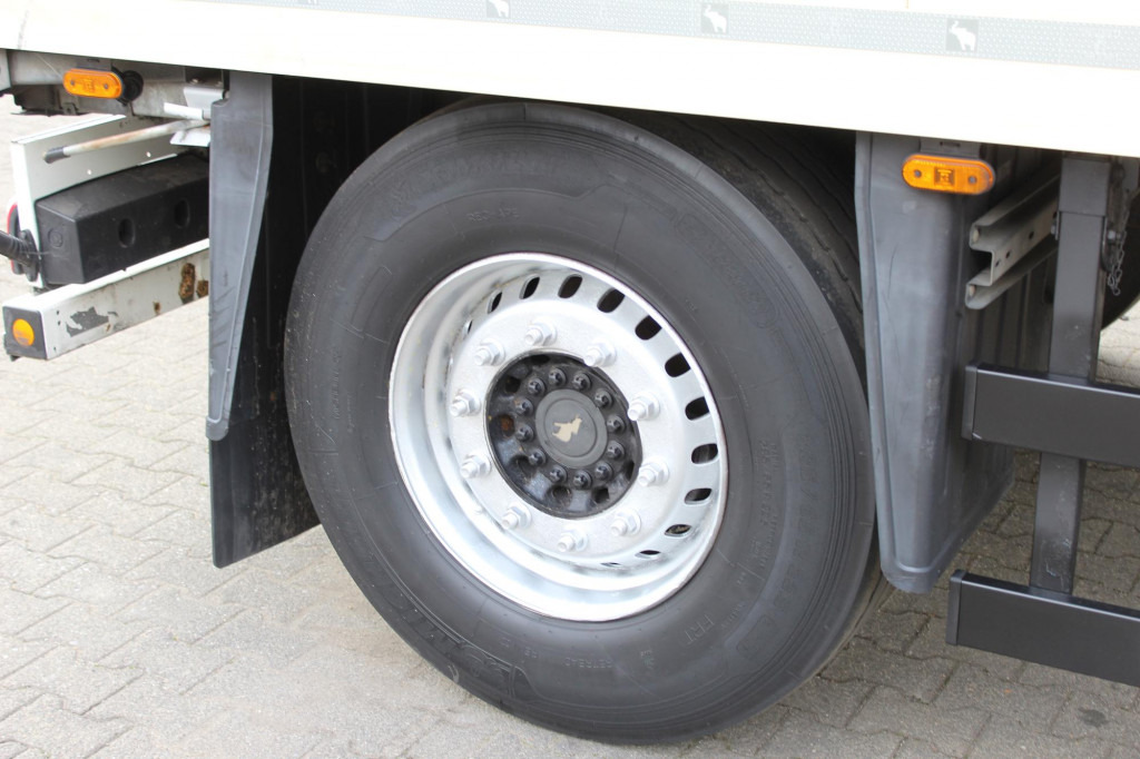 SCHMITZ TK SLX 100 Strom Aluboden FRC - Refrijeratör römork: fotoğraf 5 SCHMITZ TK SLX 100 Strom Aluboden FRC - Refrijeratör römork: fotoğraf 5