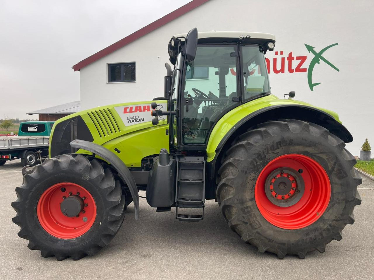 CLAAS Axion 840 CIS Hexashift, 238 PS, Baujahr 2012 - Traktör: fotoğraf 2 CLAAS Axion 840 CIS Hexashift, 238 PS, Baujahr 2012 - Traktör: fotoğraf 2