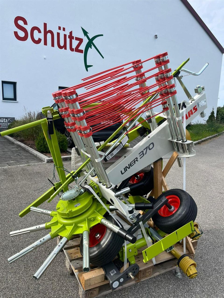 CLAAS Liner 370 Tandem / NEU und UNBENUTZT / Baujahr 202 - Ot toplama tırmığı: fotoğraf 2 CLAAS Liner 370 Tandem / NEU und UNBENUTZT / Baujahr 202 - Ot toplama tırmığı: fotoğraf 2