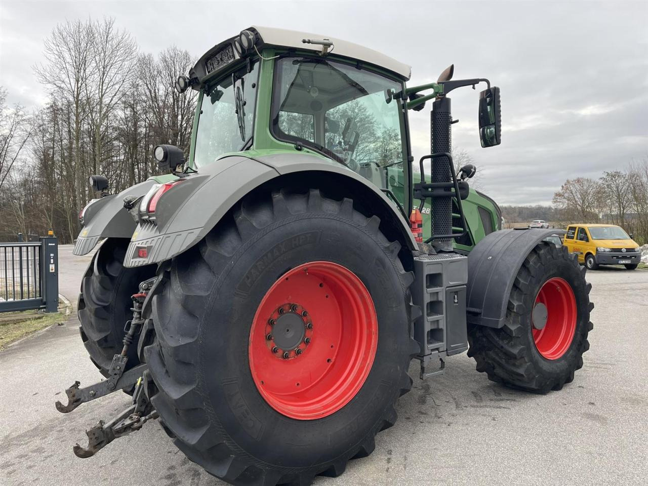 Fendt 828 Vario Profi Plus, GPS, FZW, 5DW, Baujahr 2014 - Traktör: fotoğraf 4 Fendt 828 Vario Profi Plus, GPS, FZW, 5DW, Baujahr 2014 - Traktör: fotoğraf 4
