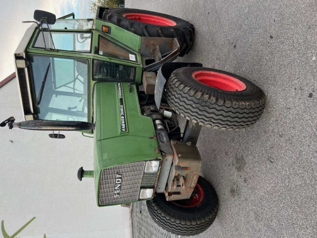 Fendt Farmer 306 LS, ca. 9516 Bh, Baujahr 1982 - Traktör: fotoğraf 2 Fendt Farmer 306 LS, ca. 9516 Bh, Baujahr 1982 - Traktör: fotoğraf 2
