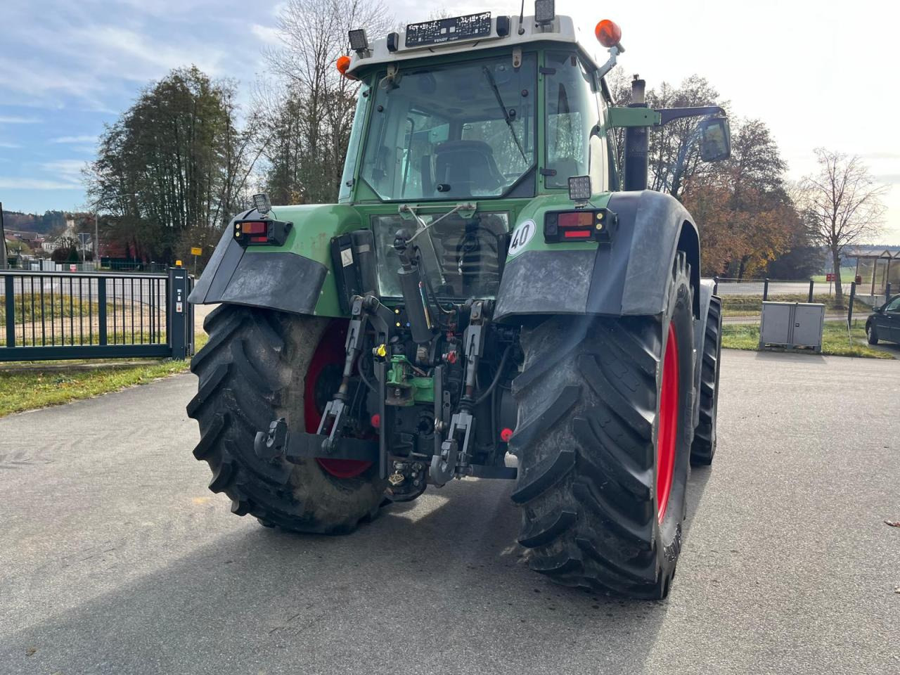 Fendt Favorit 818 Turboshift - Traktör: fotoğraf 4 Fendt Favorit 818 Turboshift - Traktör: fotoğraf 4
