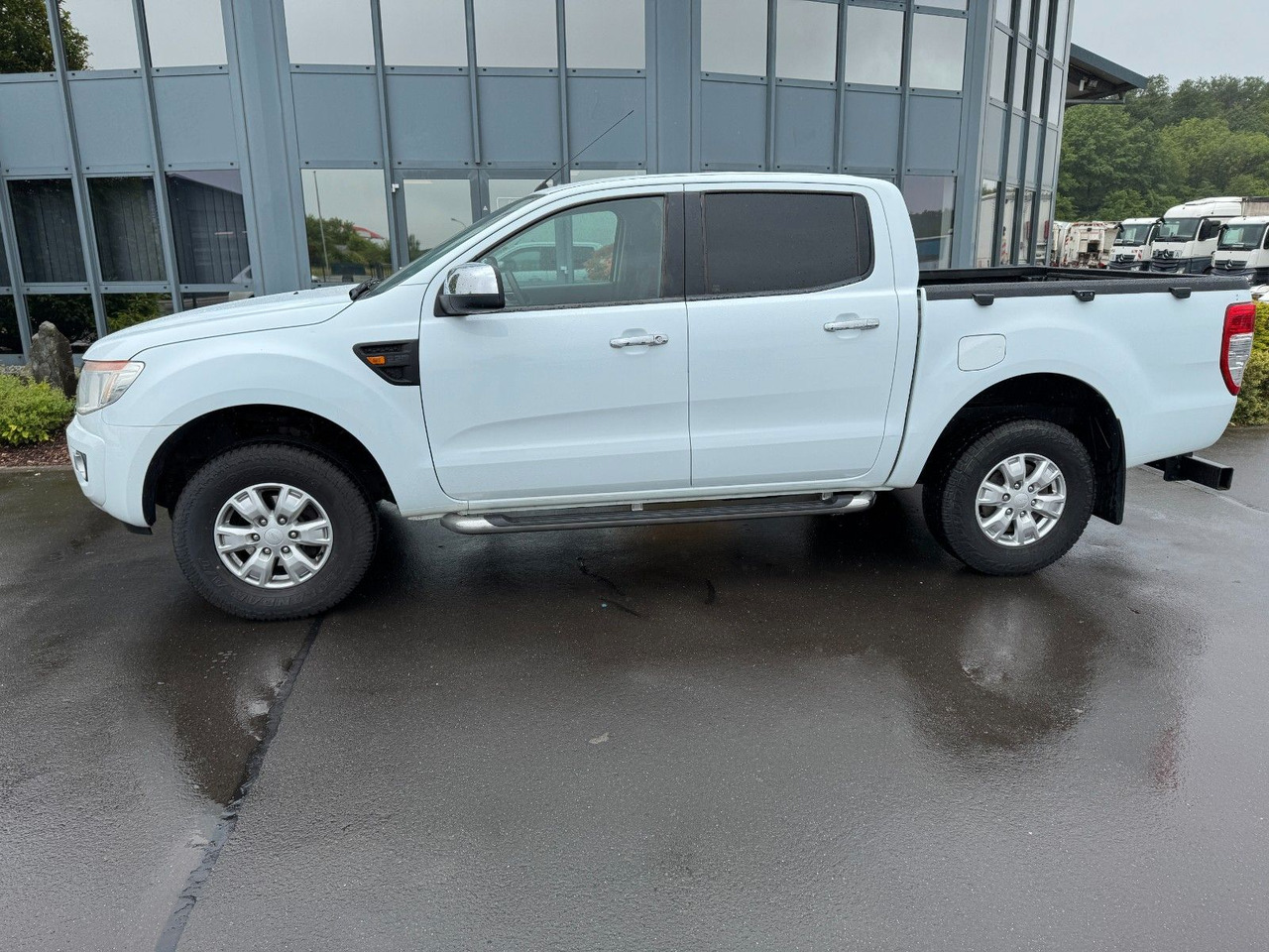 Ford Ranger XLT Doppelkabine 4x4 - SUV: fotoğraf 1 Ford Ranger XLT Doppelkabine 4x4 - SUV: fotoğraf 1