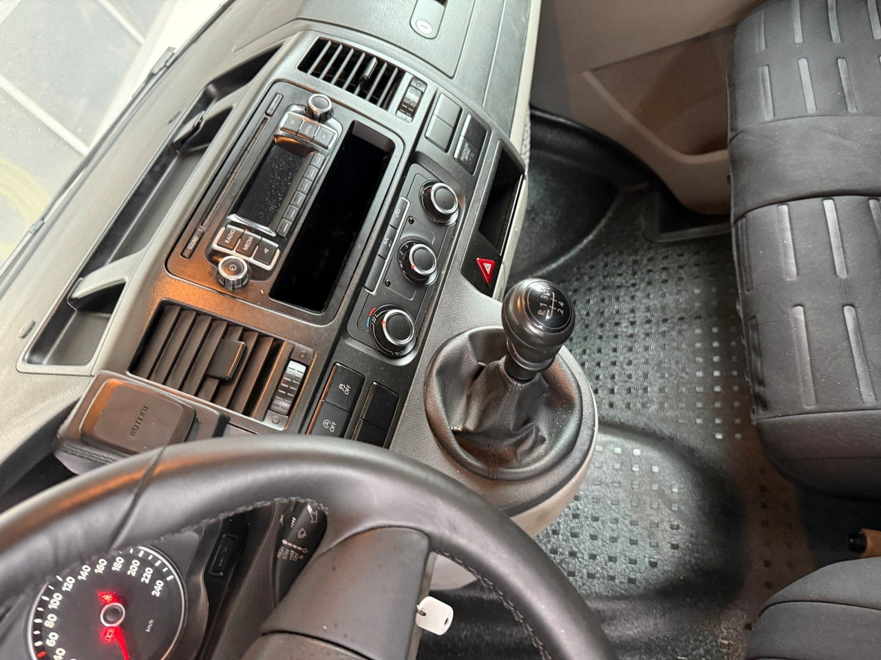 Açık kasa kamyonet, Çift kabin kamyonet Volkswagen VW T 5 2,0 TDI  Doka AHK Klima 114 PS: fotoğraf 6