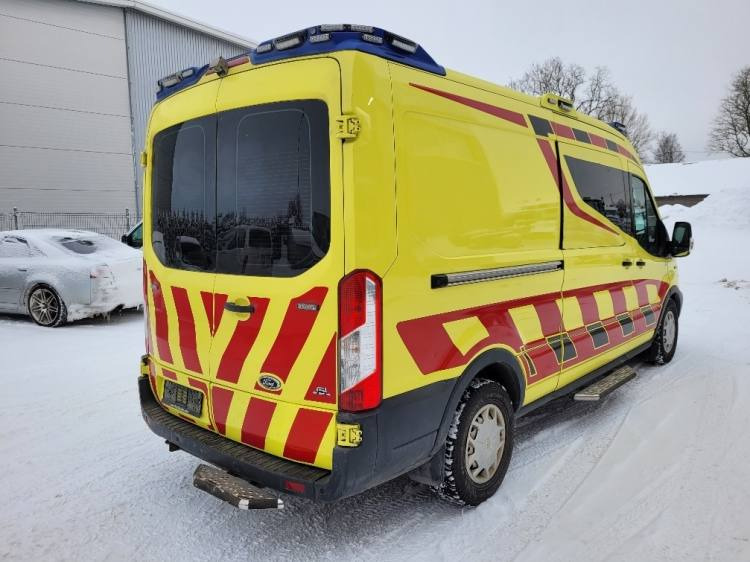 FORD TRANSIT 2,0TDI AMBULANCE KLIMA 4.2018 EURO 6, 3 UNITS - Ambulans arabası: fotoğraf 3 FORD TRANSIT 2,0TDI AMBULANCE KLIMA 4.2018 EURO 6, 3 UNITS - Ambulans arabası: fotoğraf 3