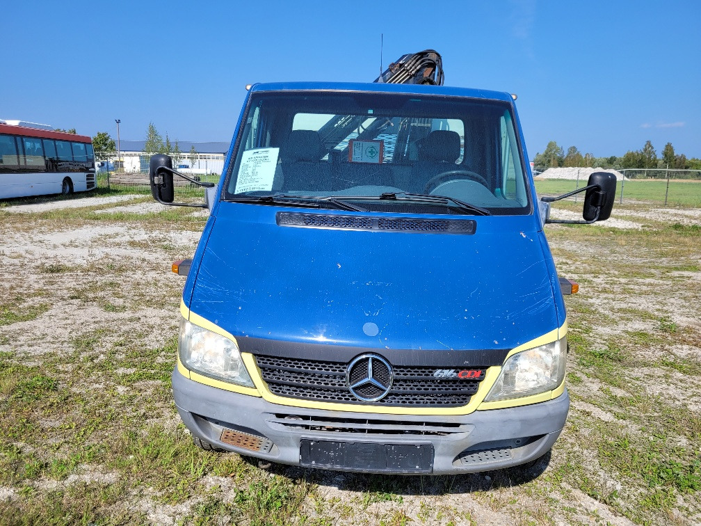MERCEDES – BENZ SPRINTER 616CDI HIAB 027-2 Crane 10.2004 - Açık kasa kamyonet: fotoğraf 3 MERCEDES – BENZ SPRINTER 616CDI HIAB 027-2 Crane 10.2004 - Açık kasa kamyonet: fotoğraf 3