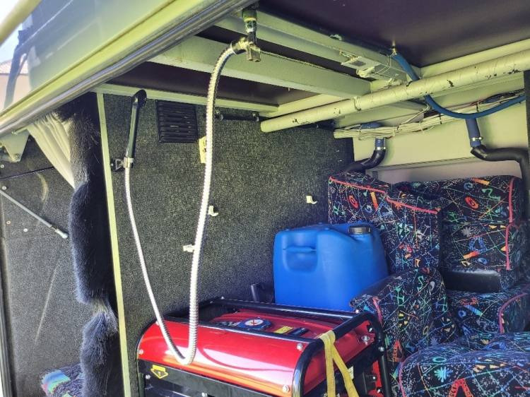 VOLVO B12M BERKHOF AXIAL70 MOTORHOME KLIMA 3.2003 - Turistik otobüs: fotoğraf 3 VOLVO B12M BERKHOF AXIAL70 MOTORHOME KLIMA 3.2003 - Turistik otobüs: fotoğraf 3