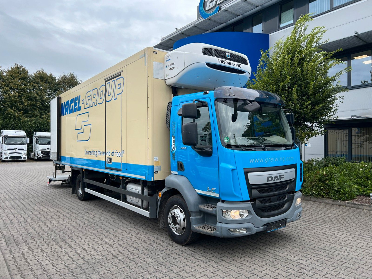 DAF LF 280 FA 16t. Multitemp, T1000 Spectrum - Refrijeratör kamyon: fotoğraf 1 DAF LF 280 FA 16t. Multitemp, T1000 Spectrum - Refrijeratör kamyon: fotoğraf 1