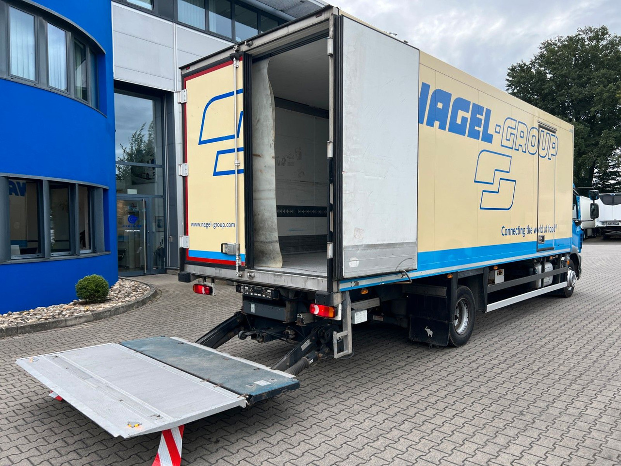DAF LF 280 FA 16t. Multitemp, T1000 Spectrum - Refrijeratör kamyon: fotoğraf 3 DAF LF 280 FA 16t. Multitemp, T1000 Spectrum - Refrijeratör kamyon: fotoğraf 3