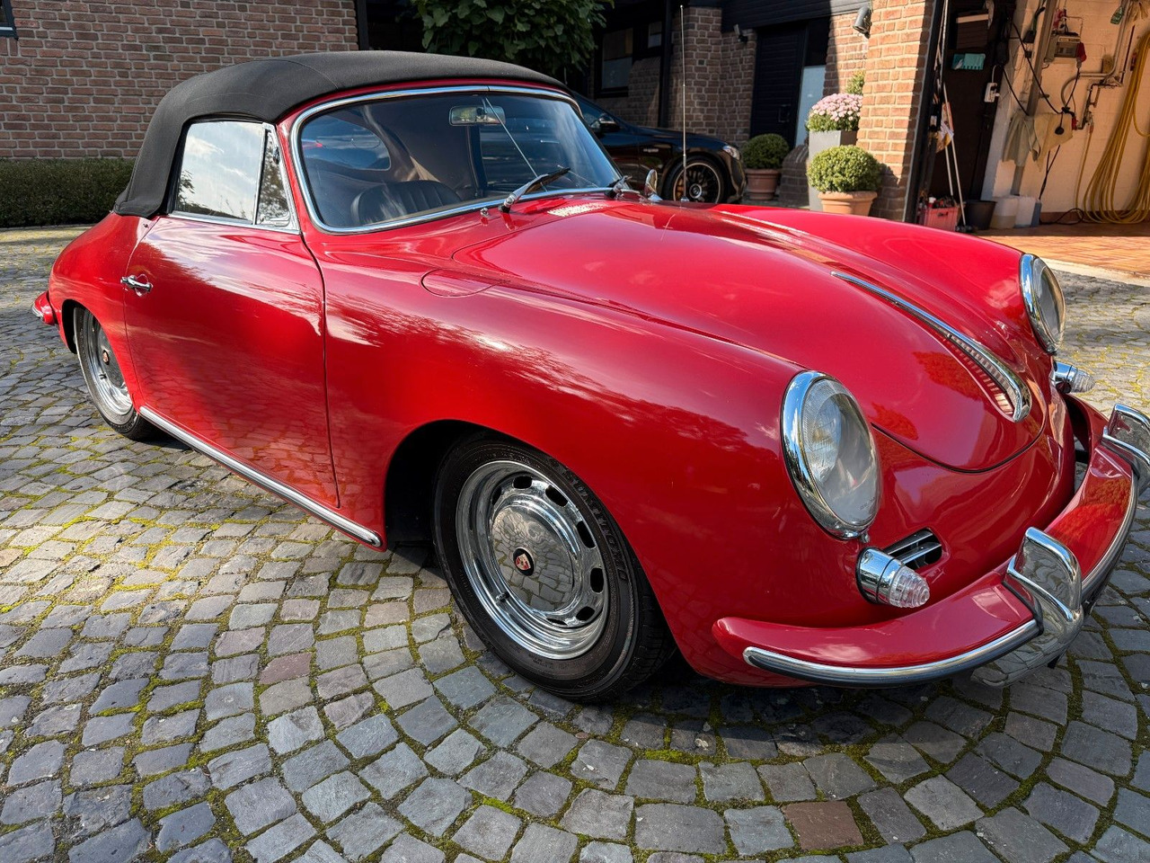 Porsche 356 C / 1600 C Reutter Cabrio Porsche 356 C / 1600 C Reutter Cabrio - Binek araba: fotoğraf 2 Porsche 356 C / 1600 C Reutter Cabrio Porsche 356 C / 1600 C Reutter Cabrio - Binek araba: fotoğraf 2