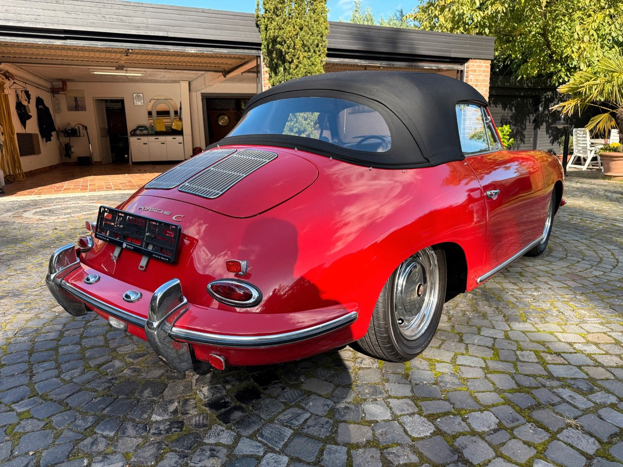 Porsche 356 C / 1600 C Reutter Cabrio Porsche 356 C / 1600 C Reutter Cabrio - Binek araba: fotoğraf 3 Porsche 356 C / 1600 C Reutter Cabrio Porsche 356 C / 1600 C Reutter Cabrio - Binek araba: fotoğraf 3