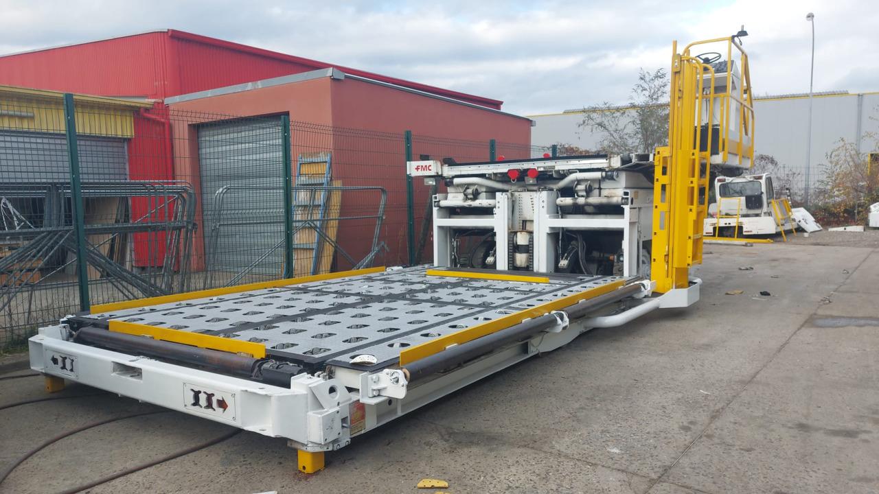 FMC loader Commander 15 Universal Main Deck - Konteyner/ Palet yükleyici: fotoğraf 3 FMC loader Commander 15 Universal Main Deck - Konteyner/ Palet yükleyici: fotoğraf 3