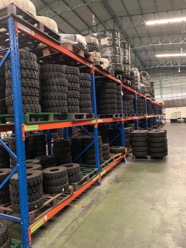 Wheels - Havaalanı ekipmanları: fotoğraf 2 Wheels - Havaalanı ekipmanları: fotoğraf 2