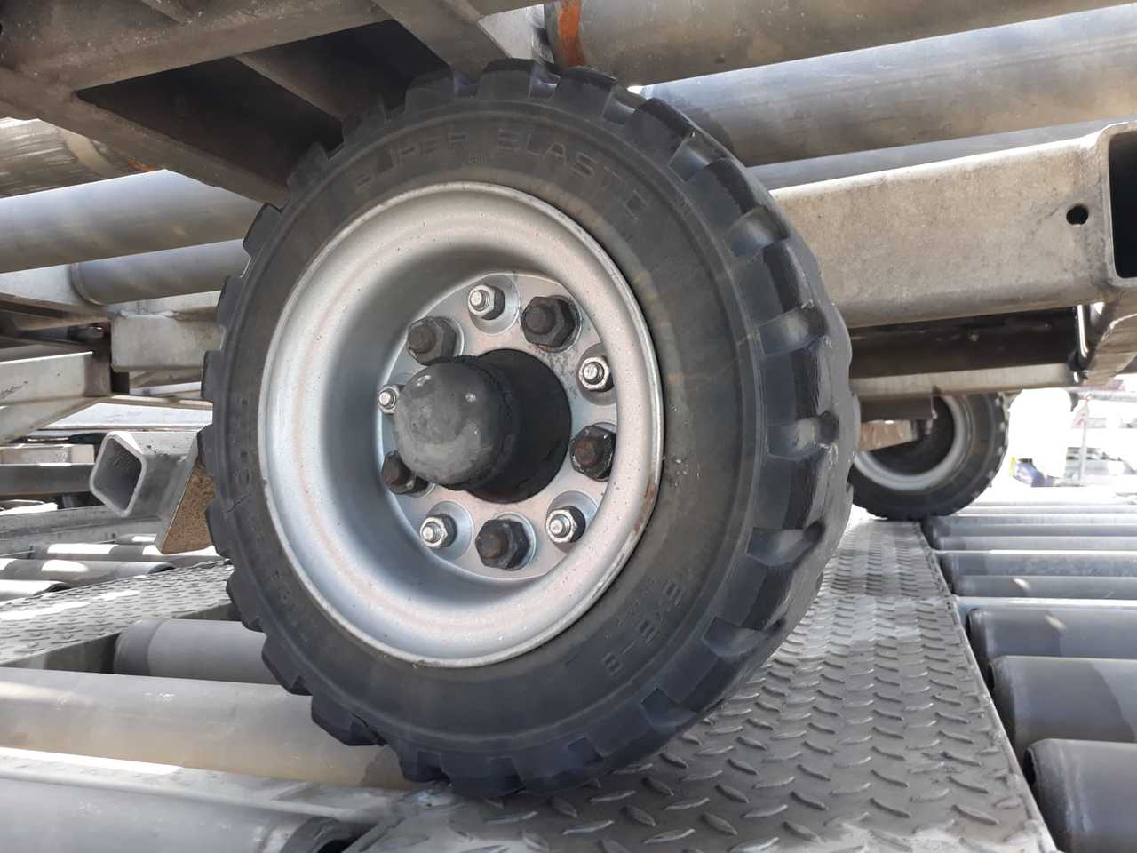 Wheels - Havaalanı ekipmanları: fotoğraf 1 Wheels - Havaalanı ekipmanları: fotoğraf 1