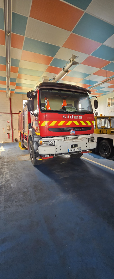 Sides - İtfaiye aracı: fotoğraf 1 Sides - İtfaiye aracı: fotoğraf 1