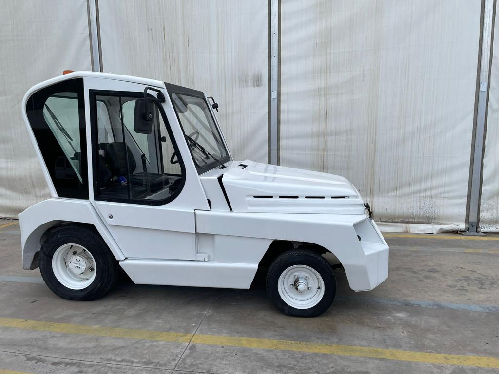 TLD TMX30 - Pushback araçı: fotoğraf 1 TLD TMX30 - Pushback araçı: fotoğraf 1
