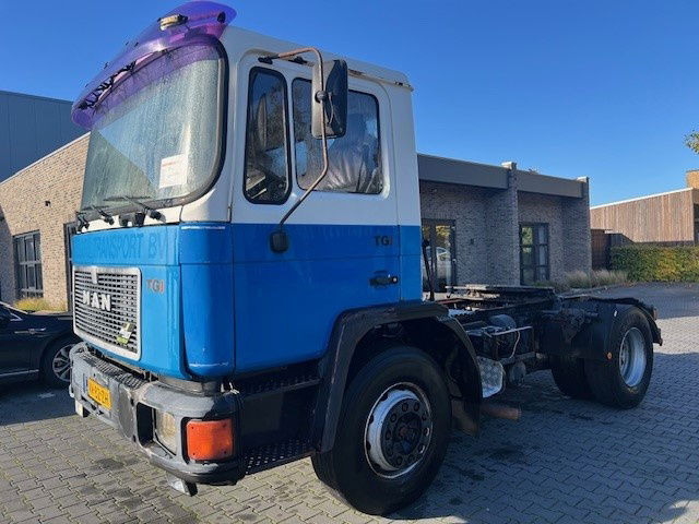 MAN 12.232 18.232 - Çekici: fotoğraf 1 MAN 12.232 18.232 - Çekici: fotoğraf 1