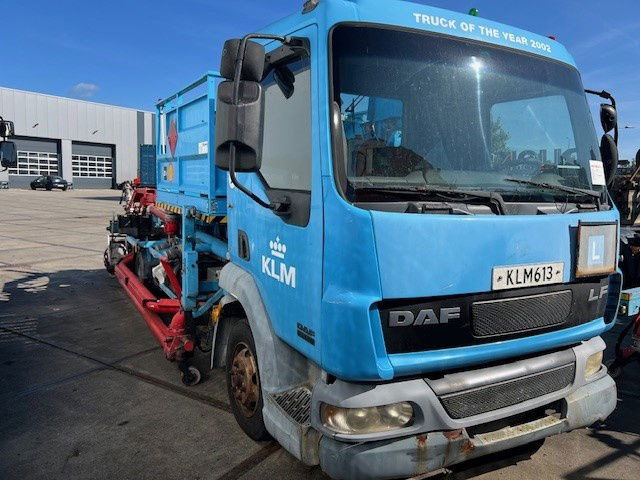 DAF LF 45 FA45.130 LF - Tanker kamyon: fotoğraf 2 DAF LF 45 FA45.130 LF - Tanker kamyon: fotoğraf 2