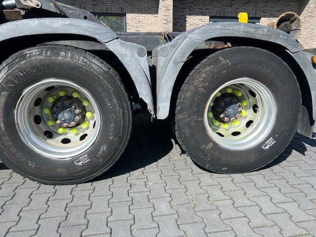 MAN TGA 26.360 .360 6X2 Hooksystem - Konteynır taşıyıcı/ Yedek karoser kamyon: fotoğraf 4 MAN TGA 26.360 .360 6X2 Hooksystem - Konteynır taşıyıcı/ Yedek karoser kamyon: fotoğraf 4
