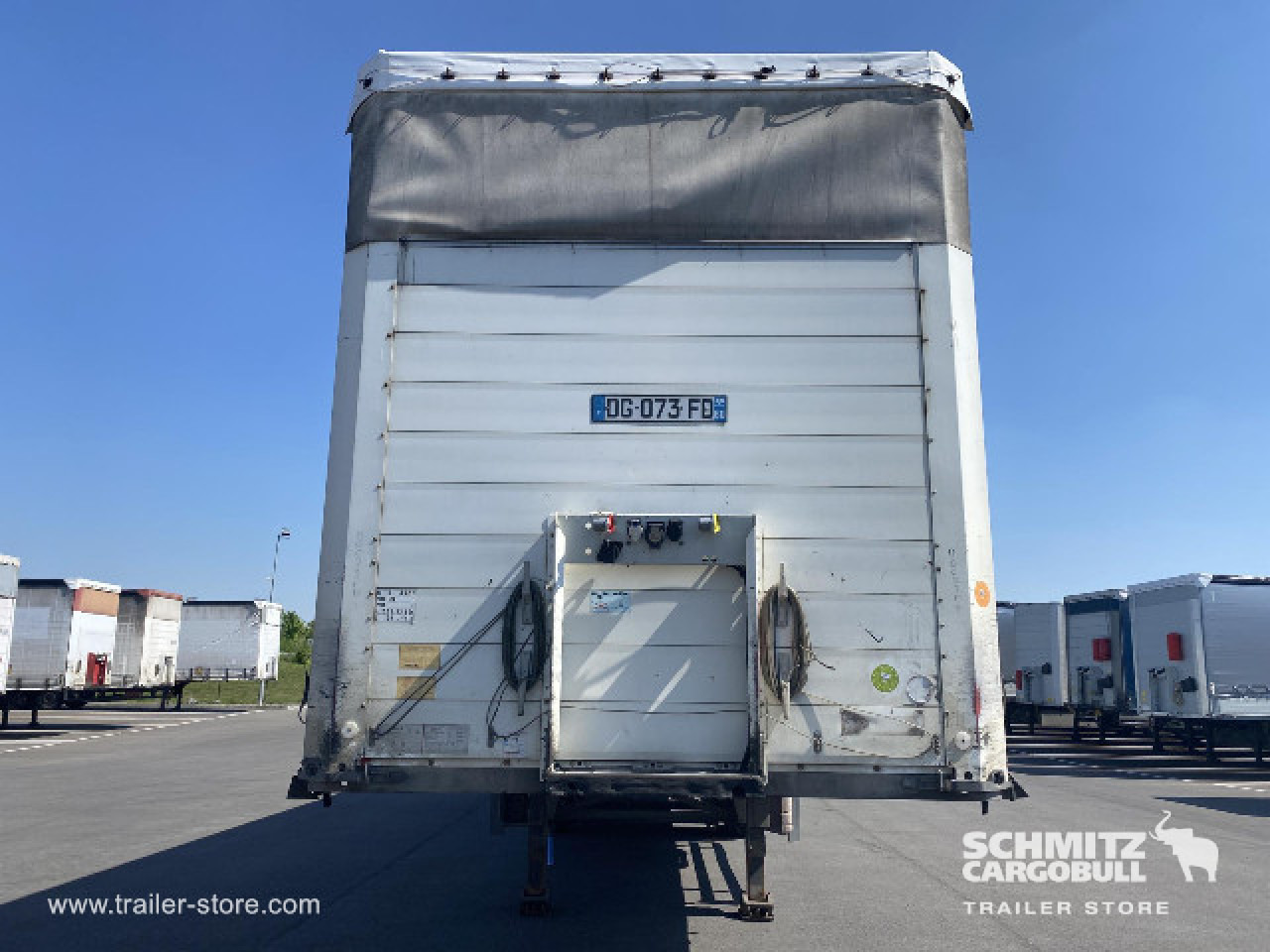 SCHMITZ Curtainsider Standard - Tenteli dorse: fotoğraf 3 SCHMITZ Curtainsider Standard - Tenteli dorse: fotoğraf 3