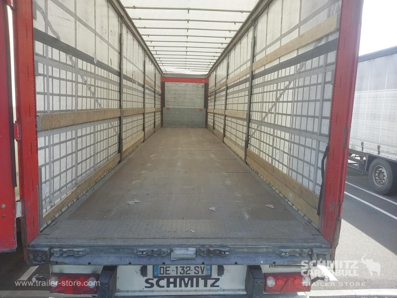 SCHMITZ Curtainsider Standard - Tenteli dorse: fotoğraf 5 SCHMITZ Curtainsider Standard - Tenteli dorse: fotoğraf 5