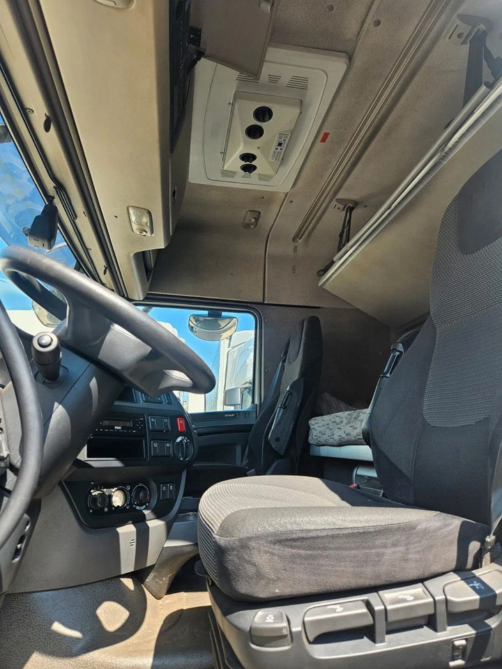 DAF XF 460 Mega Standklima Space Cab - Çekici: fotoğraf 5 DAF XF 460 Mega Standklima Space Cab - Çekici: fotoğraf 5
